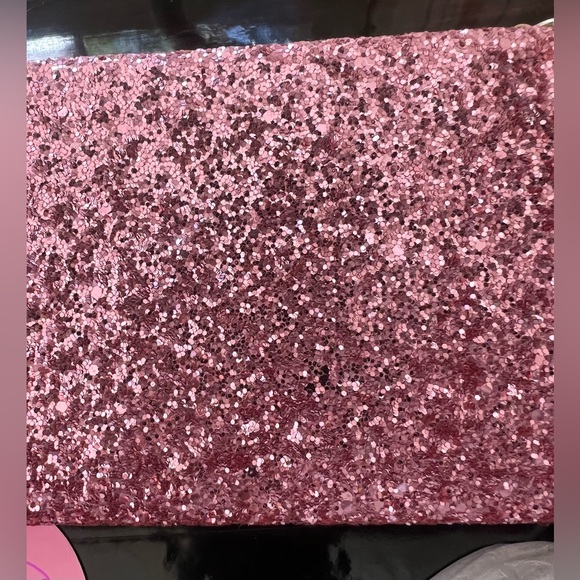 *SOLD* Kate Spade Who Moi Miss Piggy Clutch - Picture 11 of 16